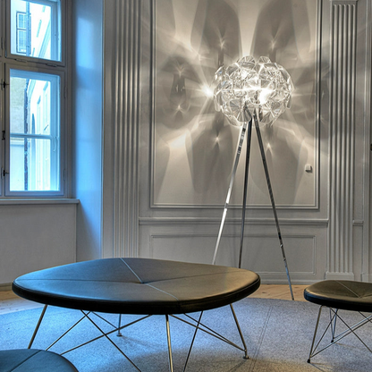 Modern Petal Floor Lamp - A Contemporary Masterpiece