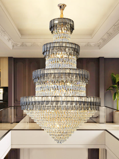 Grandiose Crystal Chandelier - A Majestic Masterpiece