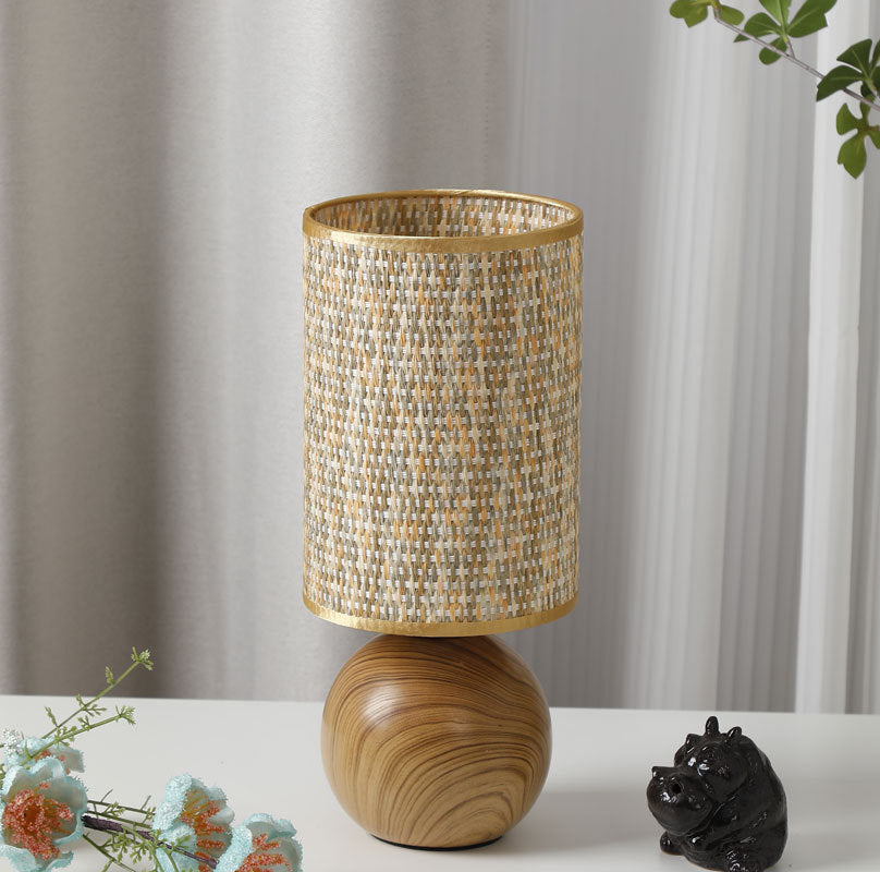 Rustic Woven Shade Table Lamp - A Touch of Natural Elegance