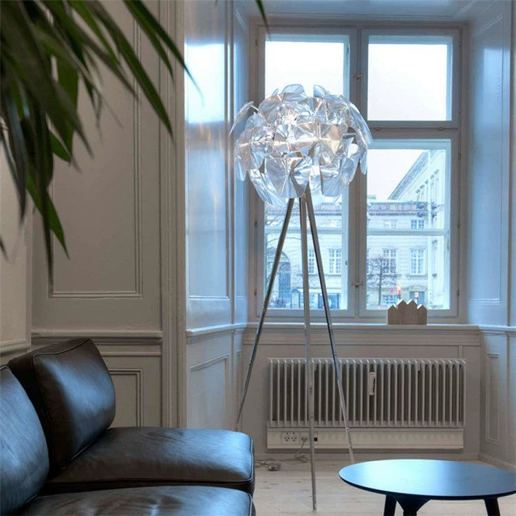 Modern Petal Floor Lamp - A Contemporary Masterpiece