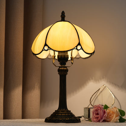 Vintage Tiffany Style Table Lamp - A Touch of Timeless Elegance