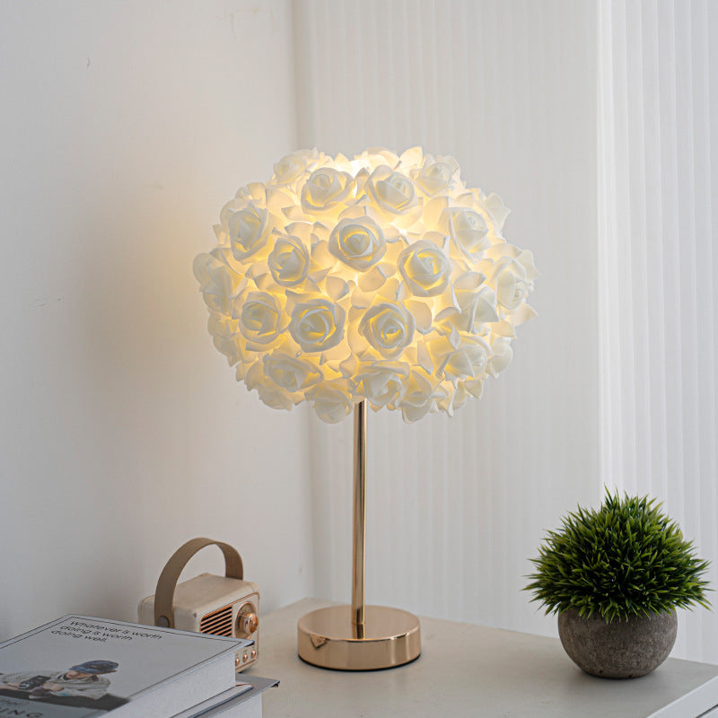 Romantic Rose Table Lamp - A Blooming Delight