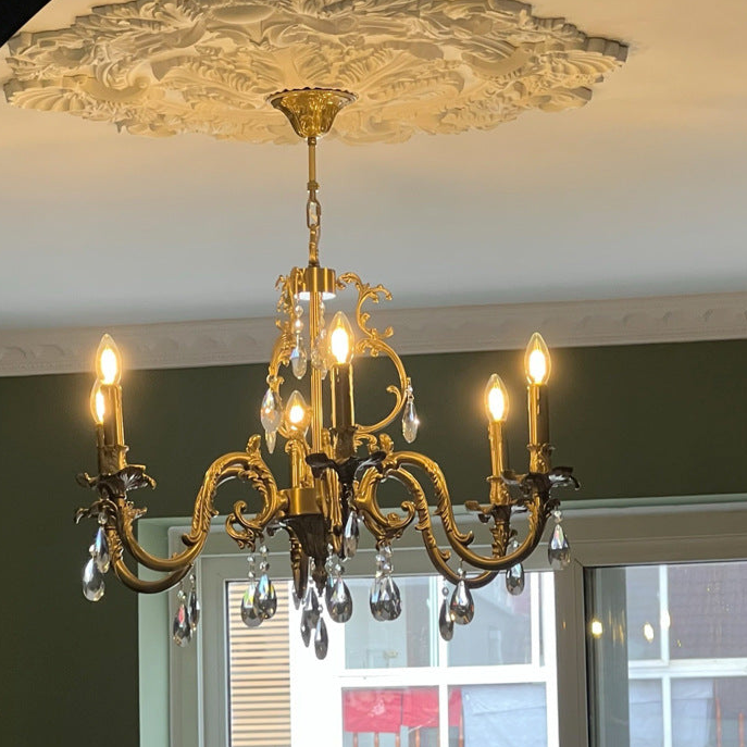 Elegant Gold Chandelier with Crystal Accents - Vintage Inspired