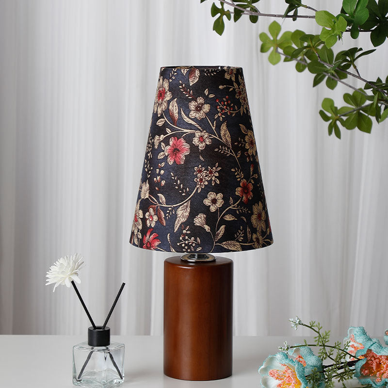 Vintage Floral Table Lamp - A Touch of Romantic Elegance