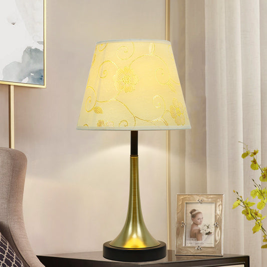 Vintage Floral Table Lamp - A Touch of Romantic Elegance