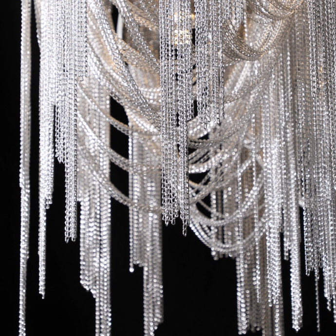 Modern Chain Chandelier - A Dazzling Statement Piece