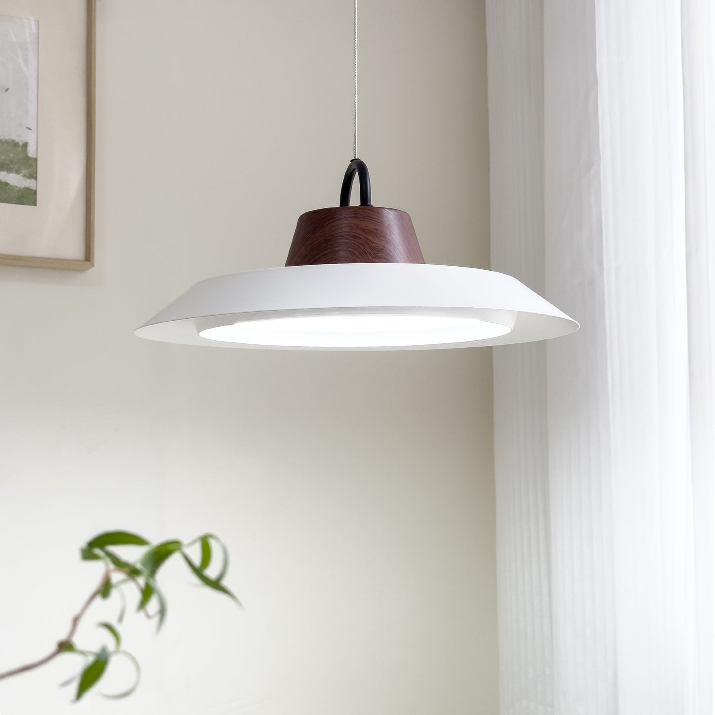 Modern Minimalist Pendant Light - Scandinavian Design